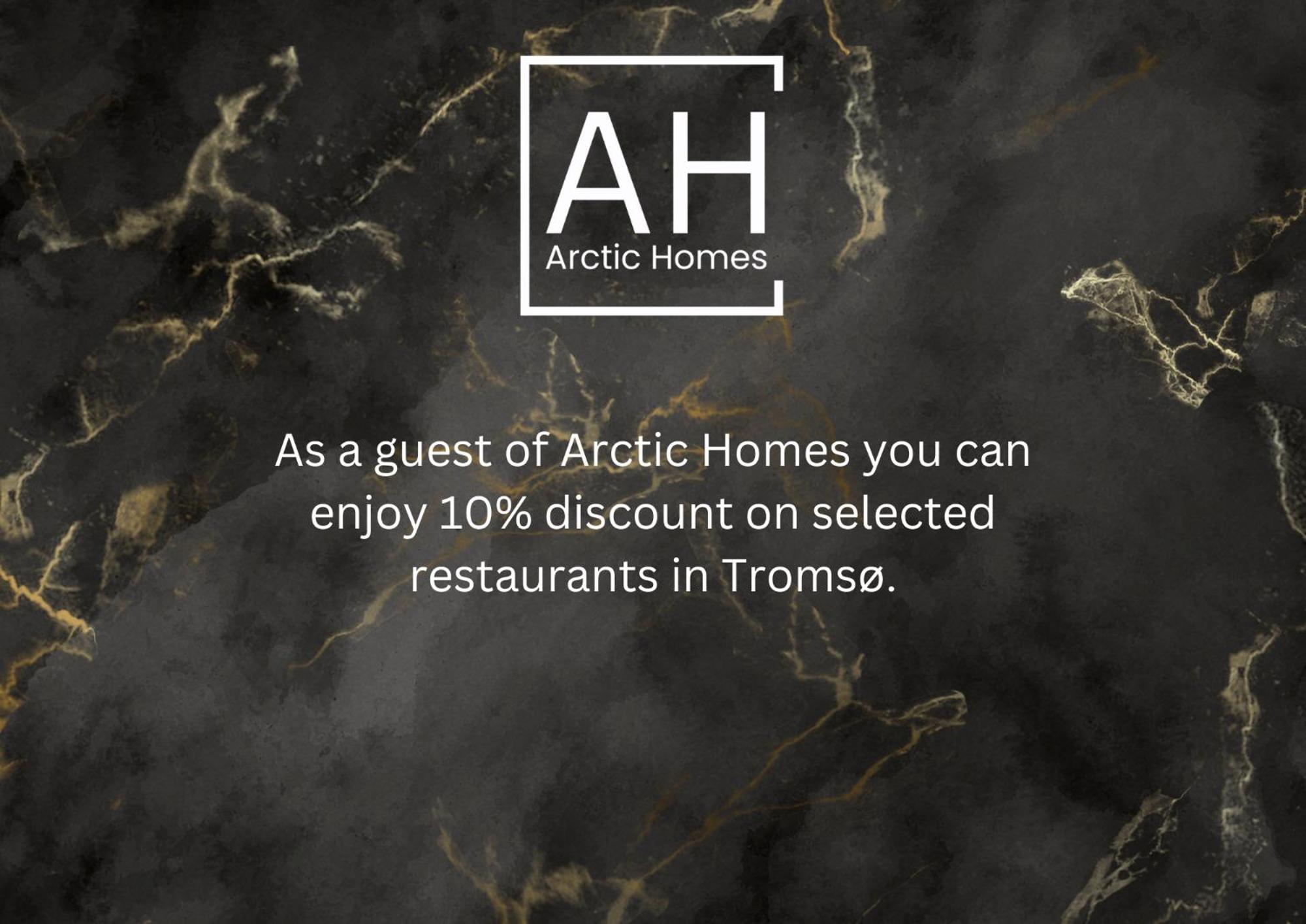 Arctic Homes - Historical Tromso House With View Exteriör bild